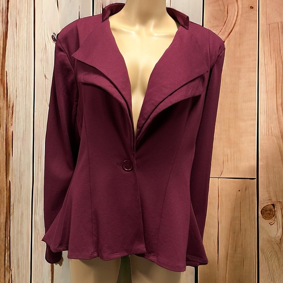 Hybrid and Co Burgundy Peplum Shoulder Pad 1 Button Stretch Blazer Plus Size 2X - Picture 10 of 10